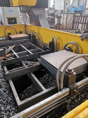 Stärke 100mm CNC-Platten-Bohrmaschine für Metallsieb-Platte