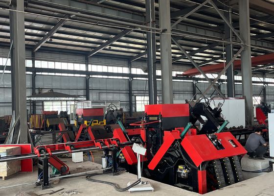Hocheffiziente und automatisierte CNC-Winkelstrahlanlage zum Bohren und Stanzen von Großwinkelstahl