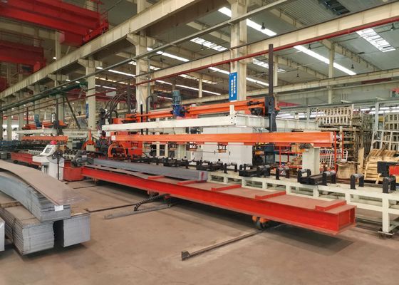 Schwerlastfahrzeug-Längsstrahl-Flachplatten-CNC-Punching-Produktionslinie