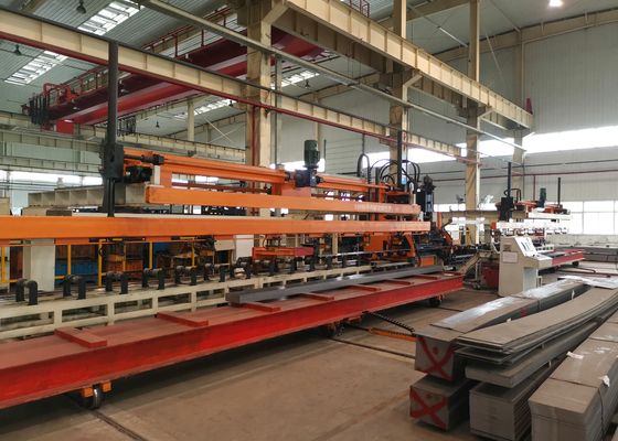 Schwerlastfahrzeug-Längsstrahl-Flachplatten-CNC-Punching-Produktionslinie