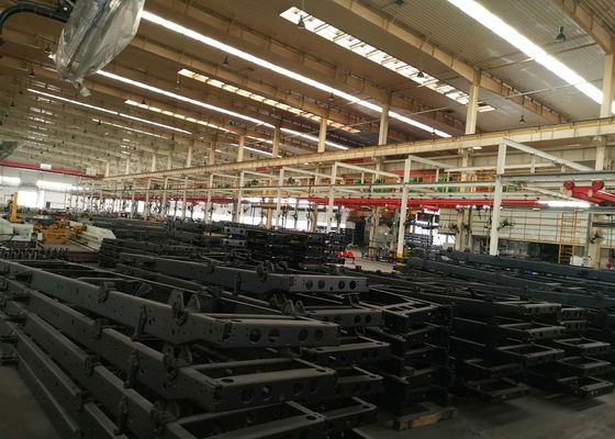 Schwerlastfahrzeug-Längsstrahl-Flachplatten-CNC-Punching-Produktionslinie
