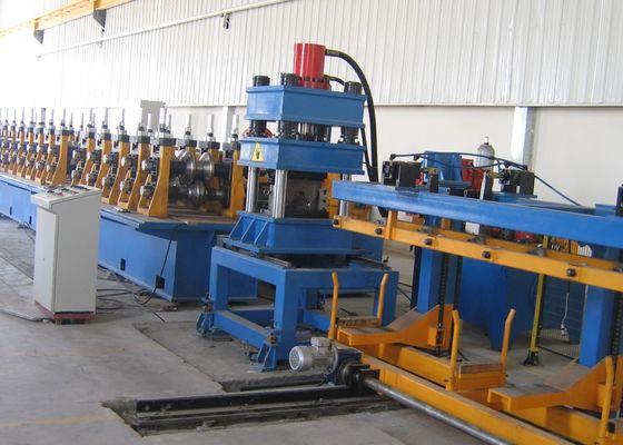 Straßenbahngarde Schienen Rollenformmaschine für Schienen und Schutzschutzanlage Produktionslinie
