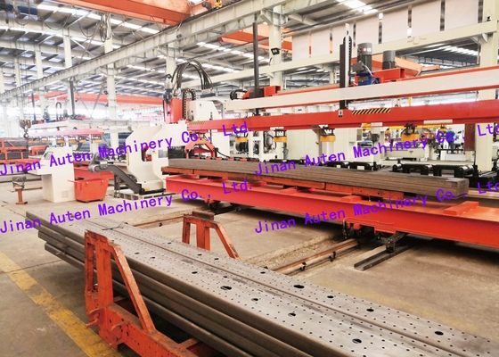 120 Tonnen Nennkraft CNC-Plattenstanz-Produktionslinie 25 Module für LKW-Flachbalken