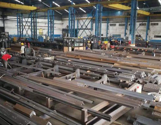 Servo-gesteuerte CNC-Winkel-Punching-Markierungs- und Scherenlinie für Stahlwerke