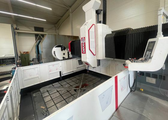 2000x2000mm Werkstückgröße Hochgeschwindigkeits-CNC-Bohrmaschine für Platten und Rohrblätter