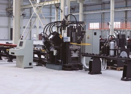 Einblatt-Schneid-CNC-Lochstanz-Winkeleisen-Schneidemaschine Wasserkühlverfahren Hydraulisch