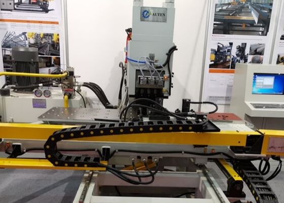 Anwendbar in der Stahlkonstruktionsindustrie Cnc-Plattenpunktierer 800/1200KN