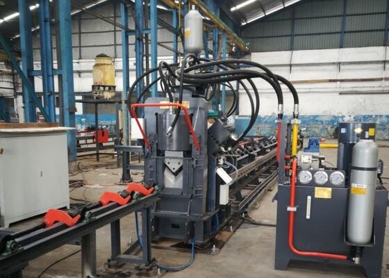 2200/4300KN Schneidkraft JNC-Serie CNC-Punchmaschine zum Markieren und Schneiden von Winkeln