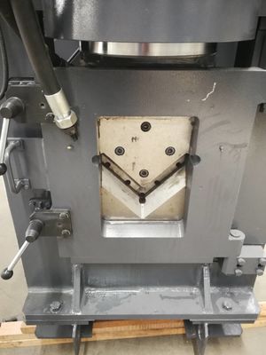 Hochgeschwindigkeits-CNC-Winkel-Pulvermaschine