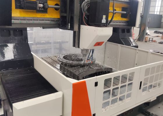 6500x4000x2700mm Gesamtgröße CNC-Flanzbohrmaschine 28mm T-Slot Breite Arbeitsbank